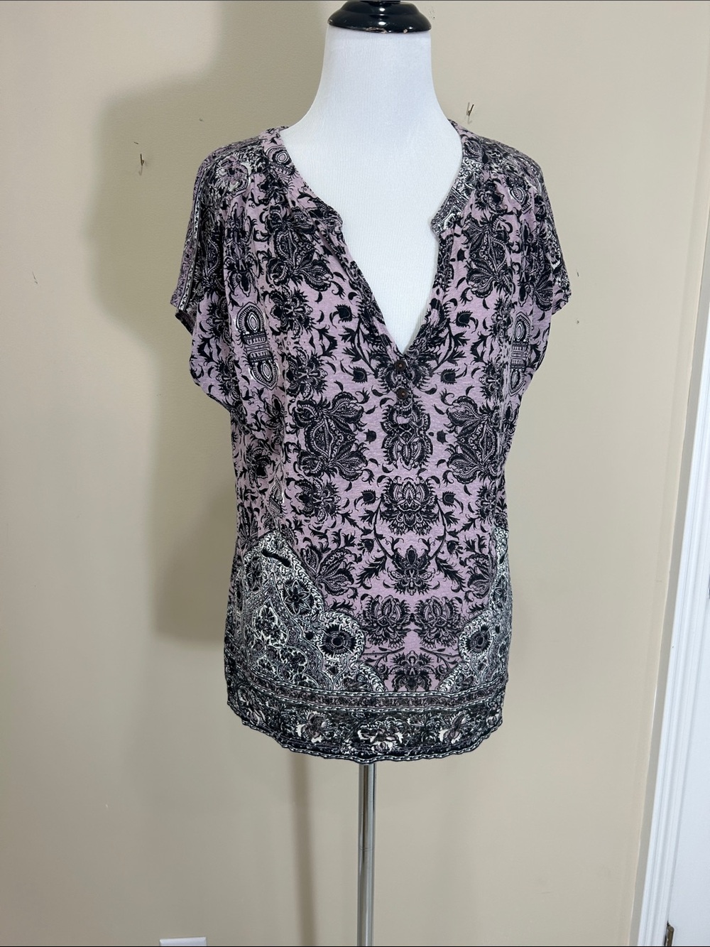 Lucky Brand Black and Pink Paisley V-Neck Blouse